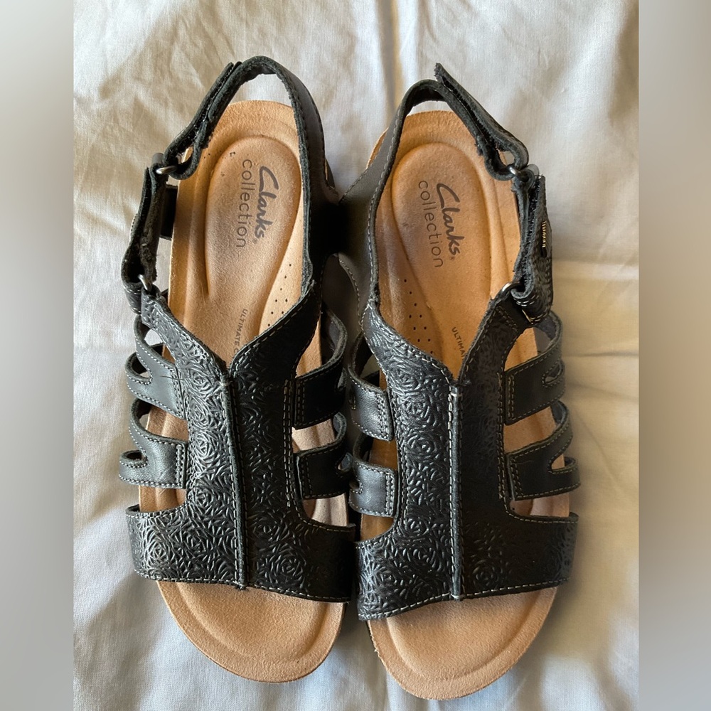 Clarks Black Leather Open-Toe Sandals Size 8